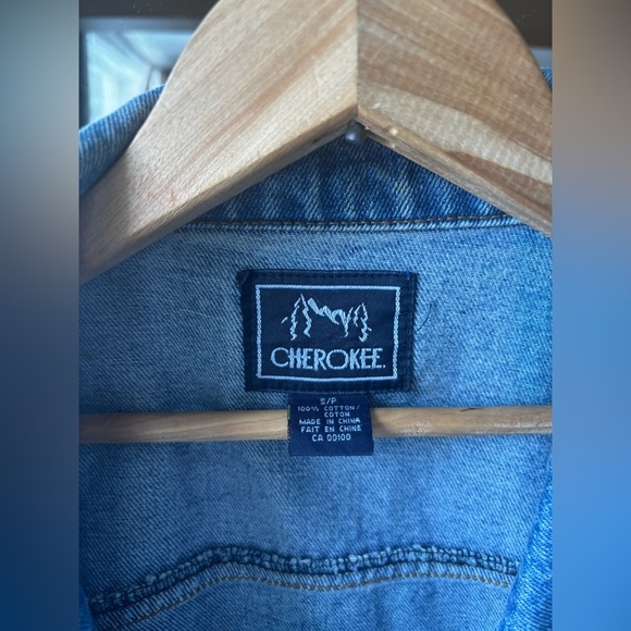 VINTAGE | Cherokee denim jacket | size small - Picture 3 of 4